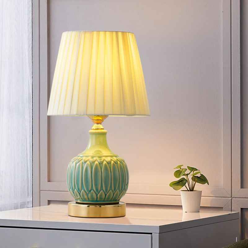 مصباح مكتب سيراميكي أمريكي من  - مراجعة Desk Lamp وسعره